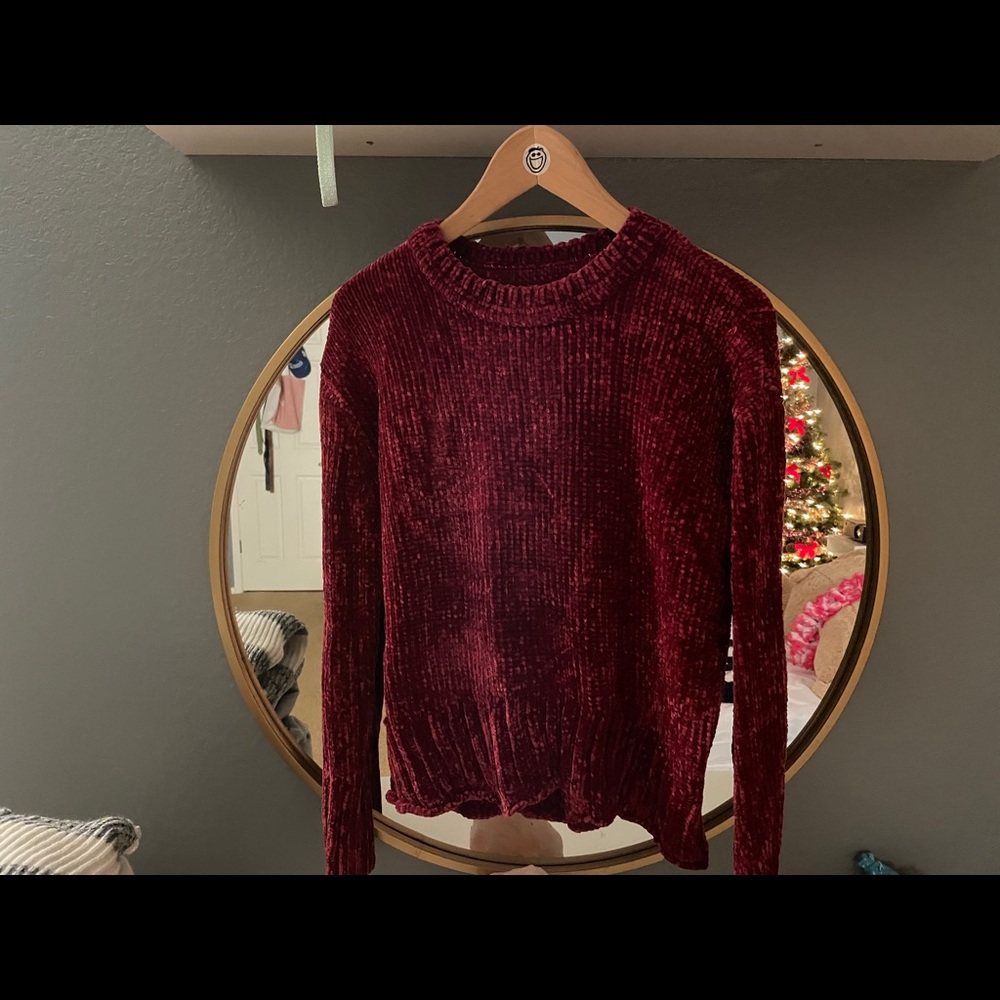 wine colored aeropostale sweater